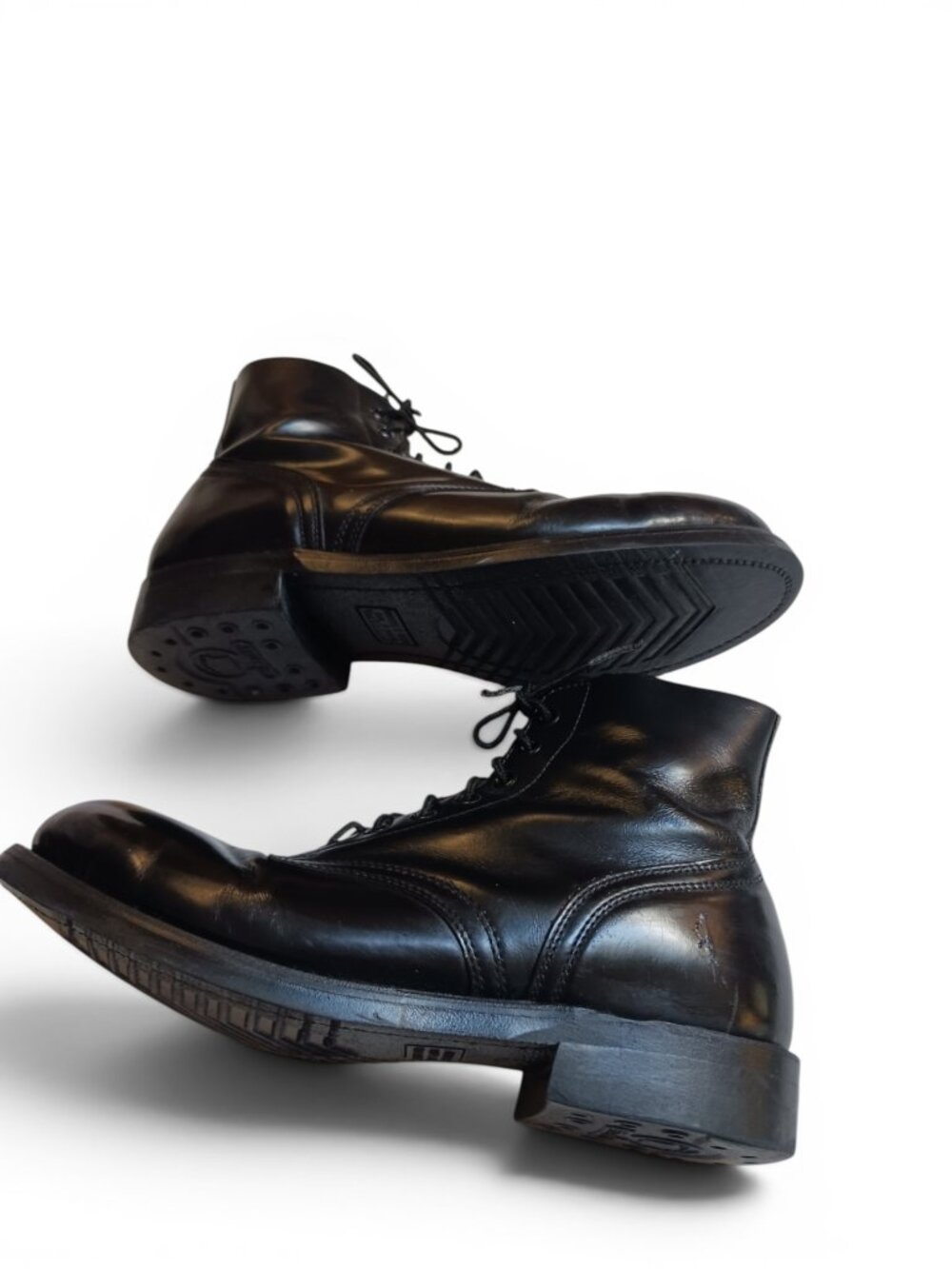 Vintage 90's  Military Issue Black Leather Boots 8.5E  Oil Resistant Rubber Sole - Picture 9 of 16